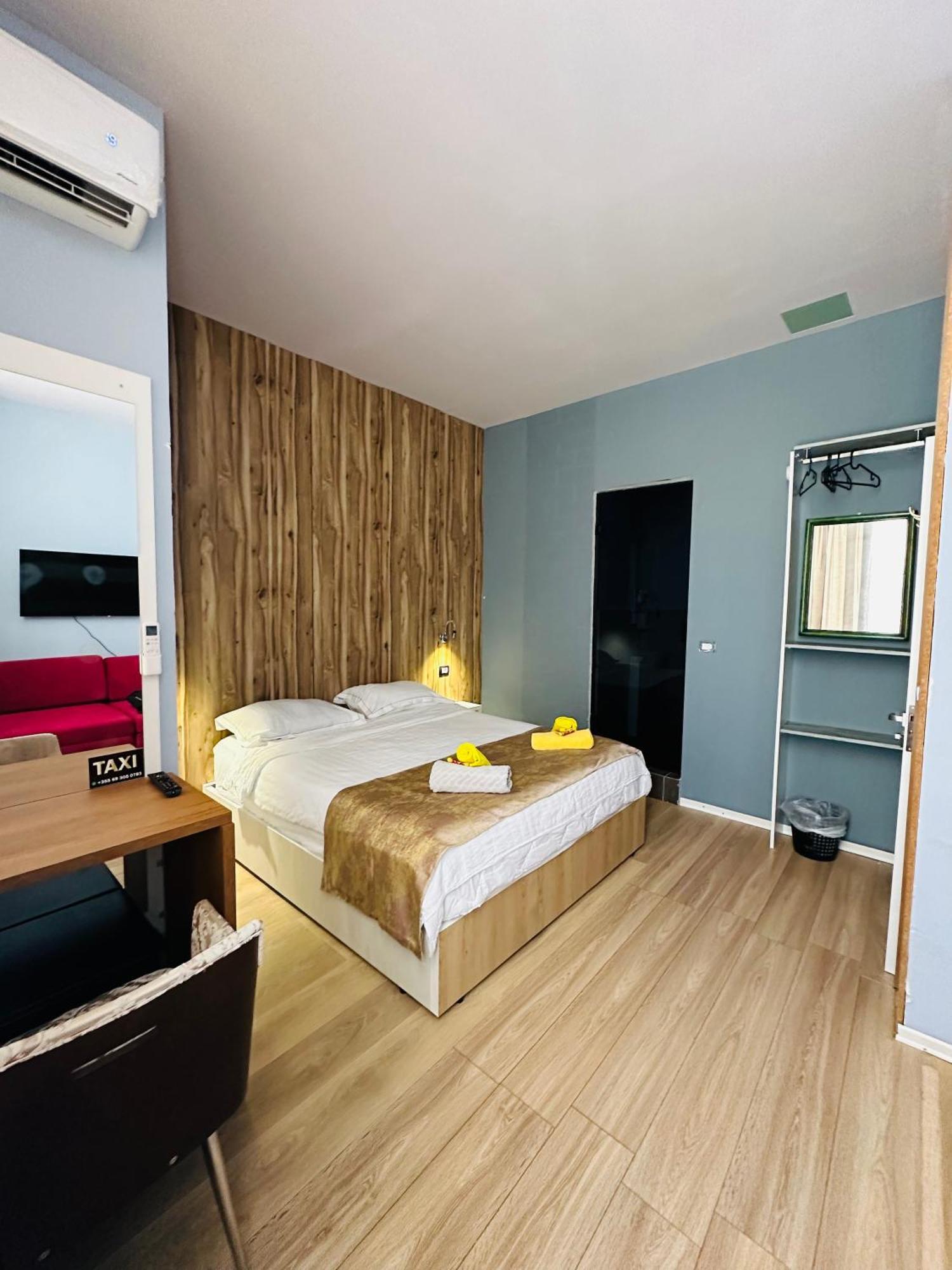 Colombia Apartments&Rooms Durres Bagian luar foto