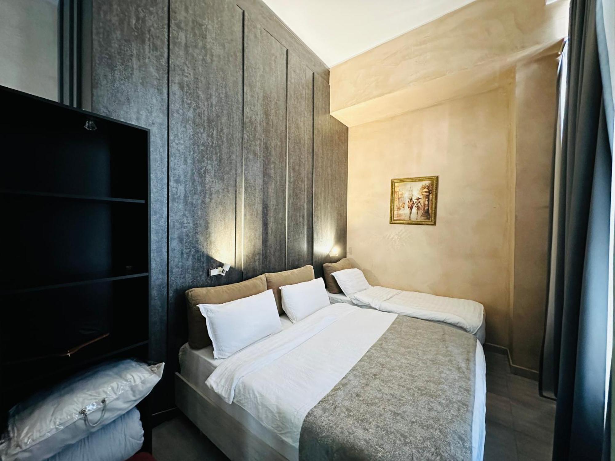 Colombia Apartments&Rooms Durres Bagian luar foto