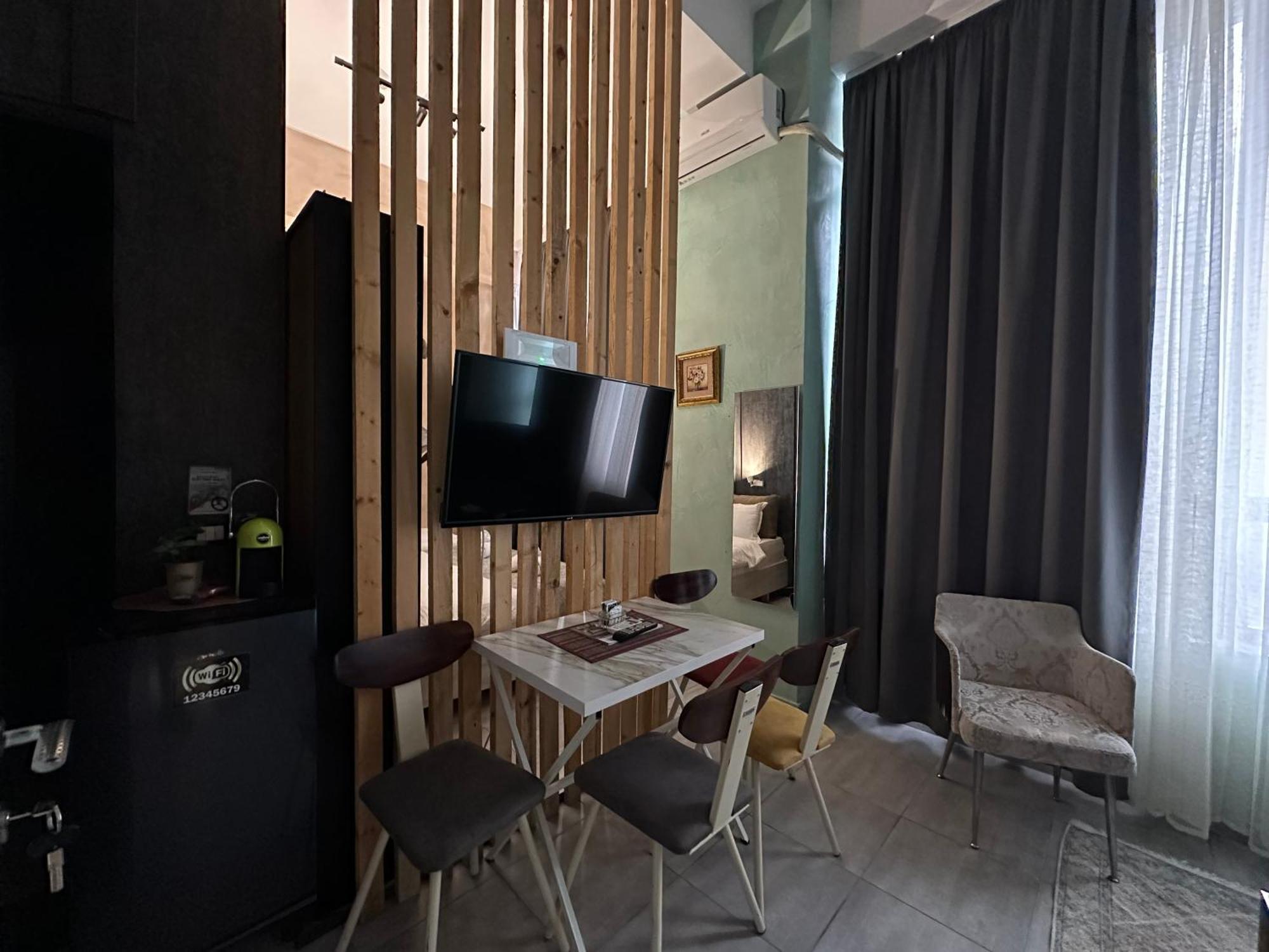 Colombia Apartments&Rooms Durres Bagian luar foto